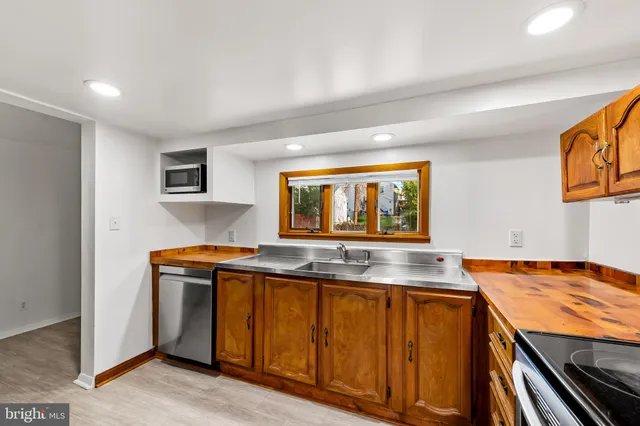 $295,000 | 2908 Virginia Avenue, Baltimore, MD 21227