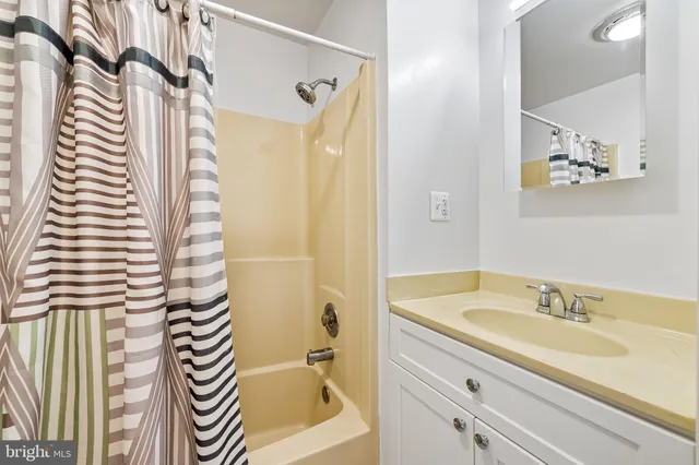 $295,000 | 2908 Virginia Avenue, Baltimore, MD 21227