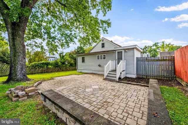 $295,000 | 2908 Virginia Avenue, Baltimore, MD 21227