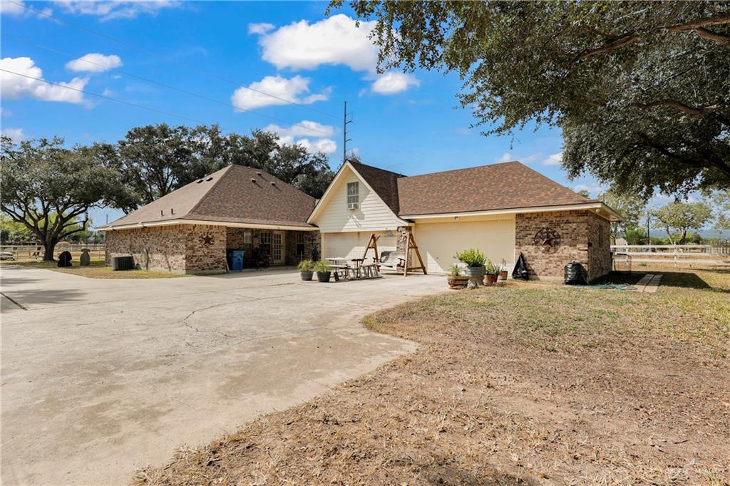 1401 East Mile 3 Road Mission, TX 78573 - Photo 4 of 14