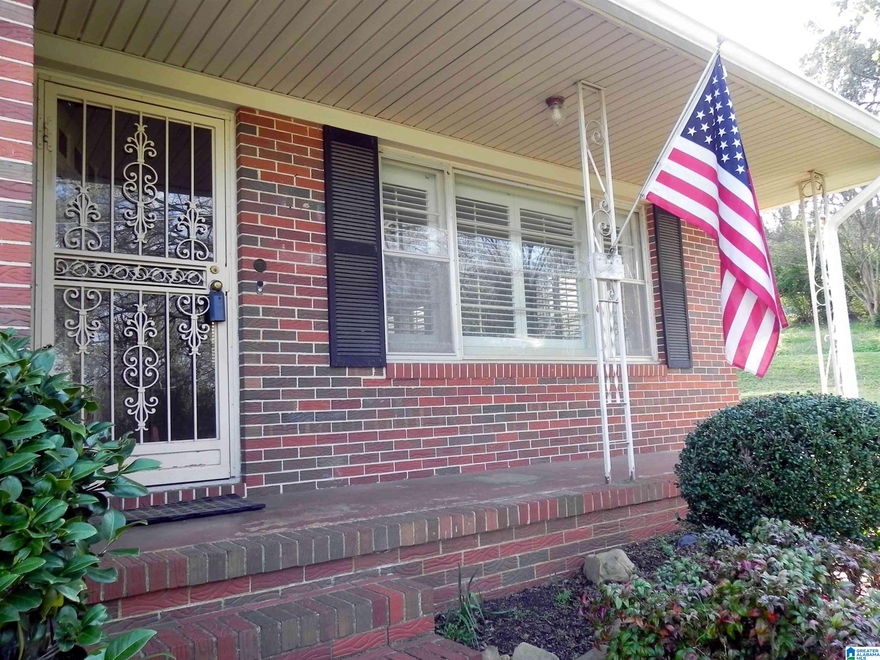 210 West 3rd Street Oxford, AL 36203 - Photo 2 of 35