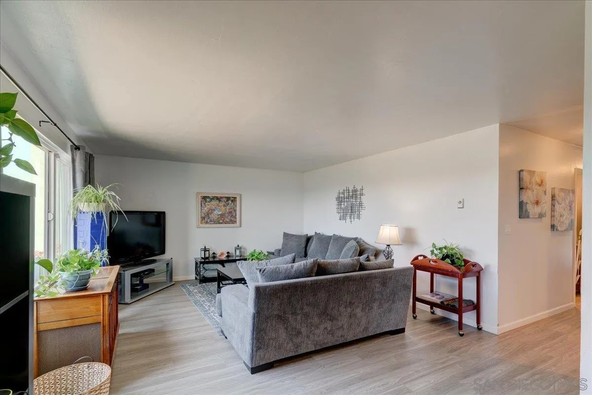 3606 Vista Rey, Unit 17 Oceanside, CA 92057 - Photo 10 of 30 Gallery Image 10