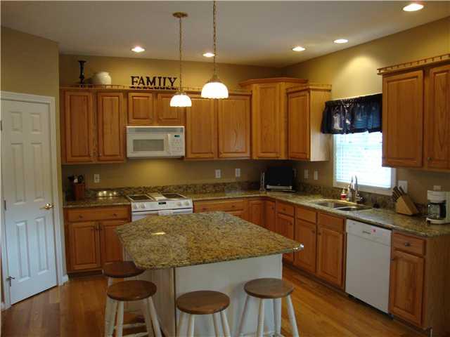 10683 Hoosier Road Fishers, IN 46037 - Photo 4 of 24 Gallery Image 4