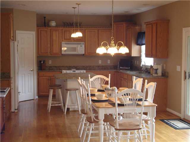 10683 Hoosier Road Fishers, IN 46037 - Photo 5 of 24 Gallery Image 5