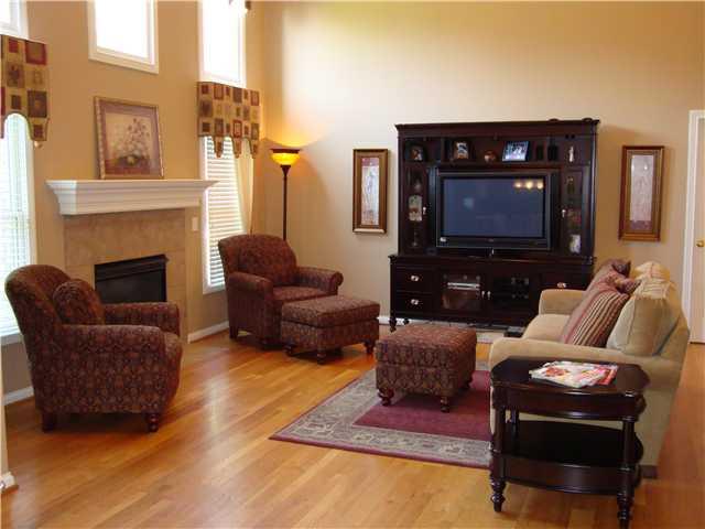 10683 Hoosier Road Fishers, IN 46037 - Photo 9 of 24 Gallery Image 9