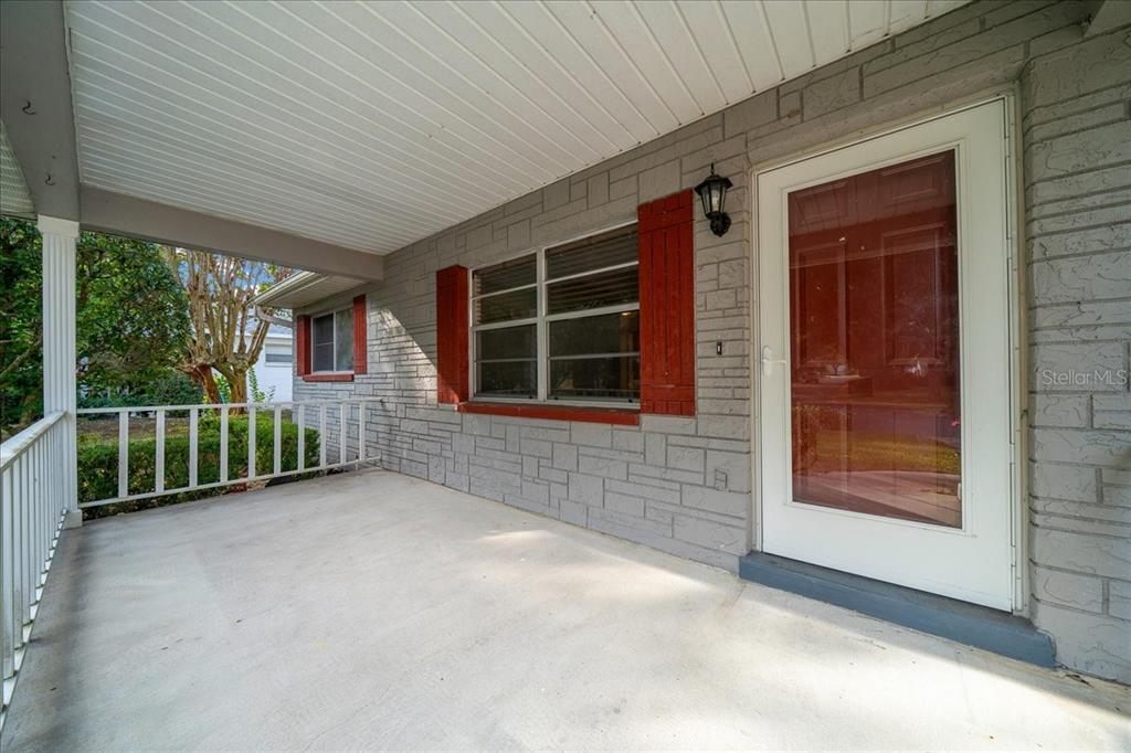 9152 Southwest 89th Terrace, Unit D Ocala, FL 34481 - Photo 14 of 39 an empty room with windows