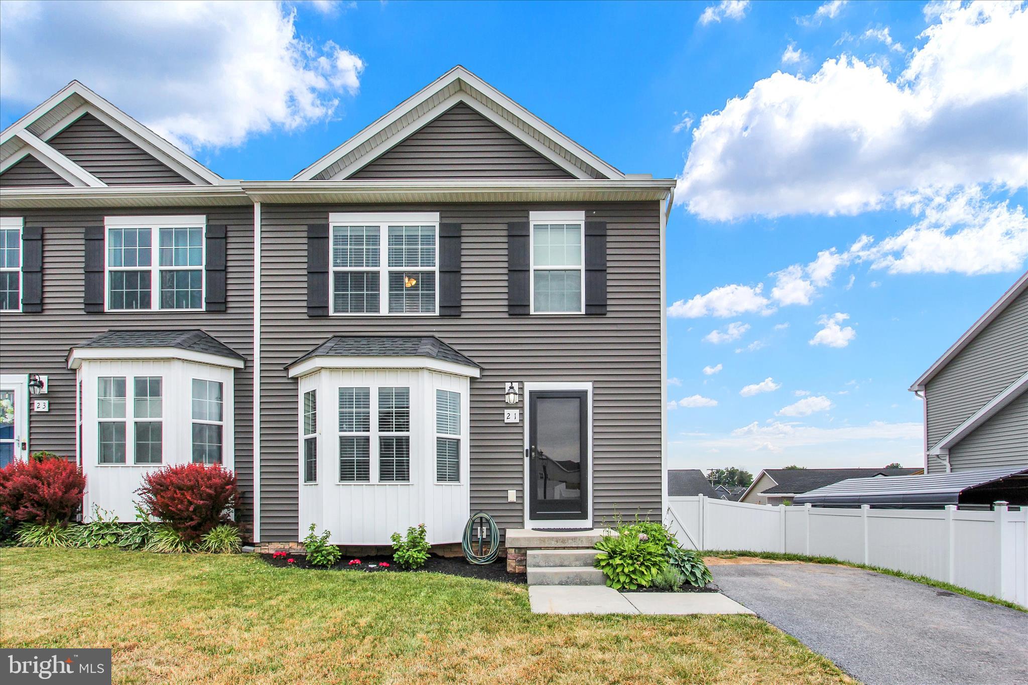 21 Star Drive Hanover, PA 17331 - Photo 3 of 35