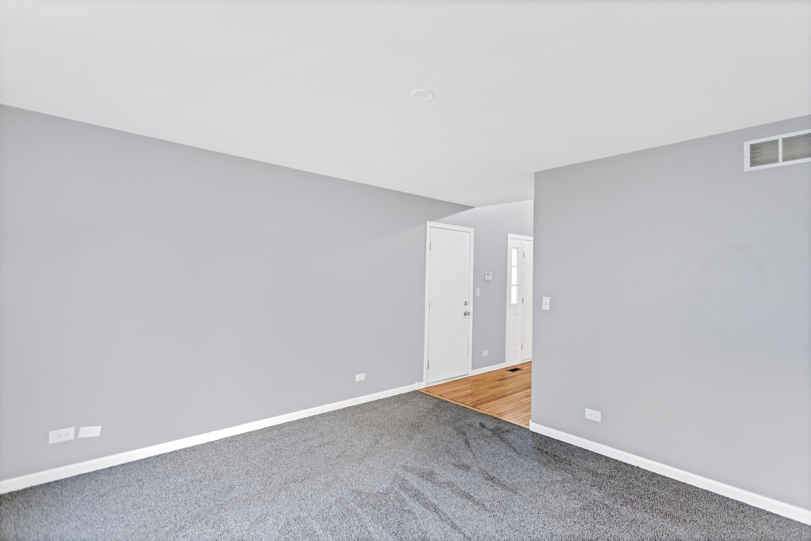 85 Old Post Road Oswego, IL 60543 - Photo 8 of 38 a view of an empty room
