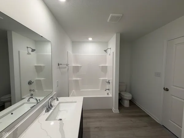 $358,900 | 6696 Blackthorne Drive, Pendleton, IN 46064