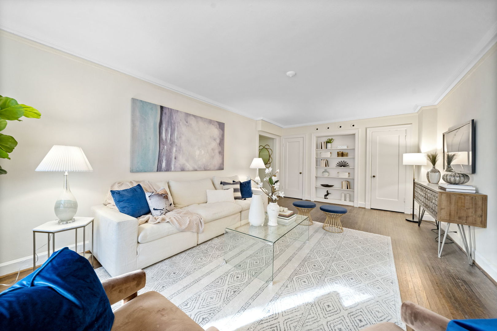 3100 North Sheridan Road, Unit 1E Chicago, IL 60657 - Photo 8 of 29