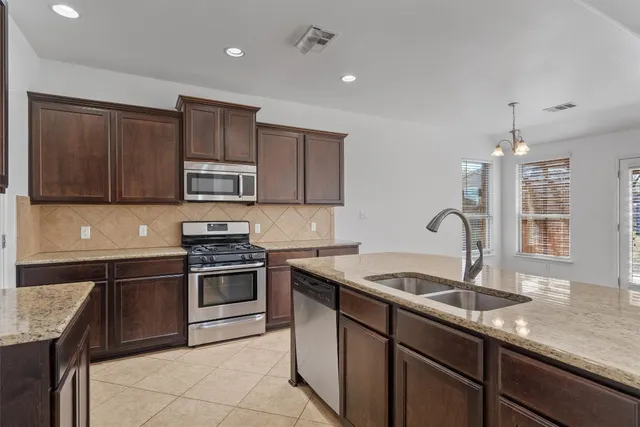 $2,850 | 188 Rock Vista Run, Austin, TX 78737