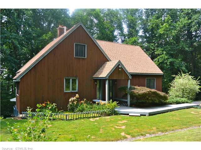 856 Chestnut Tree Hill Road Southbury, CT 06488 - Photo 1 of 1 Exterior Front.