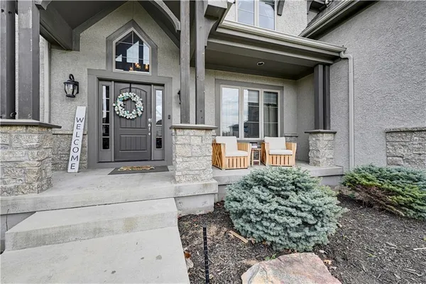 $995,000 | 11316 West 166th Place, Overland Park, KS 66221