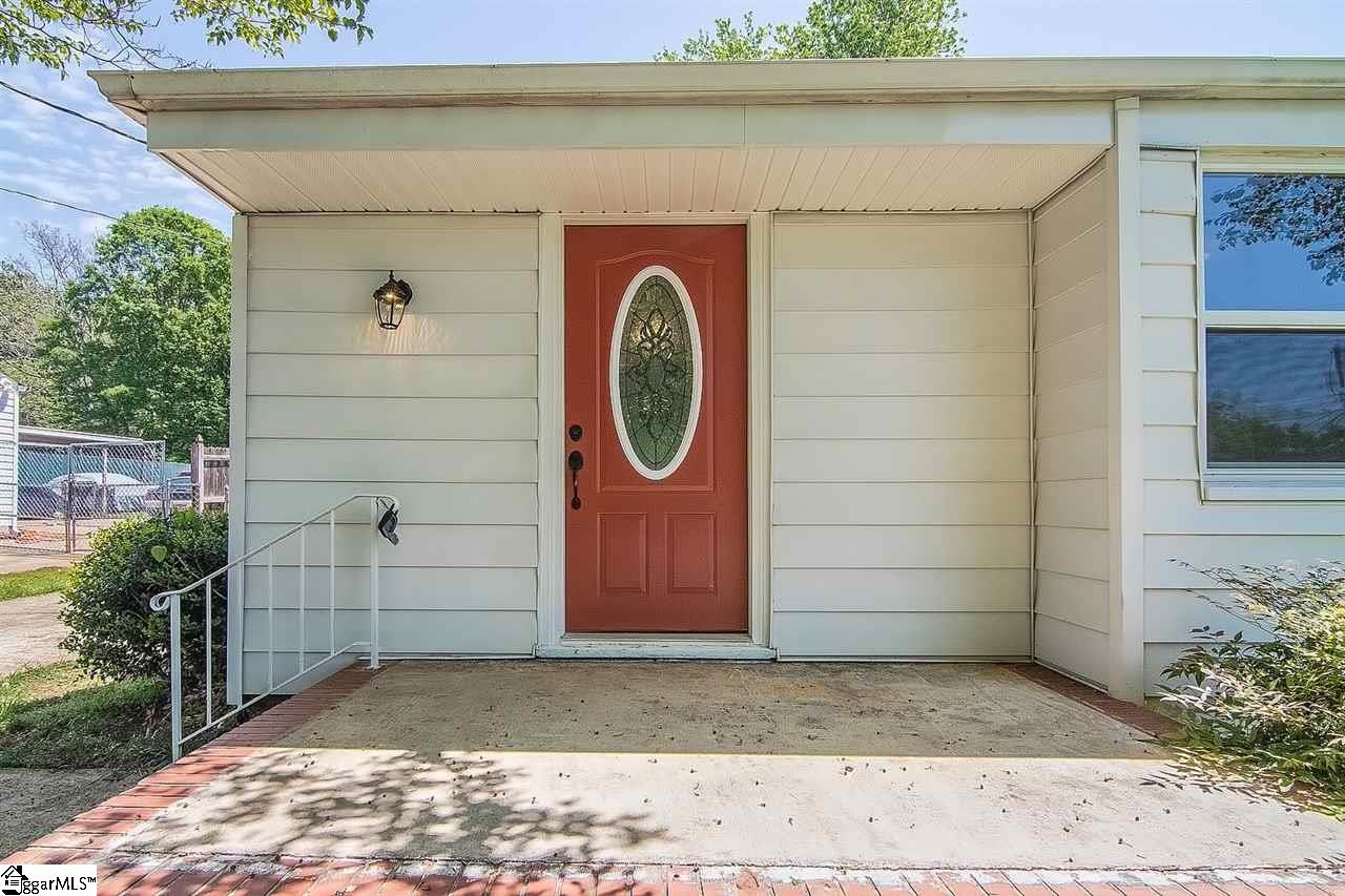 119 West Decatur Street Greenville, SC 29617 - Photo 3 of 19 Gallery Image 3