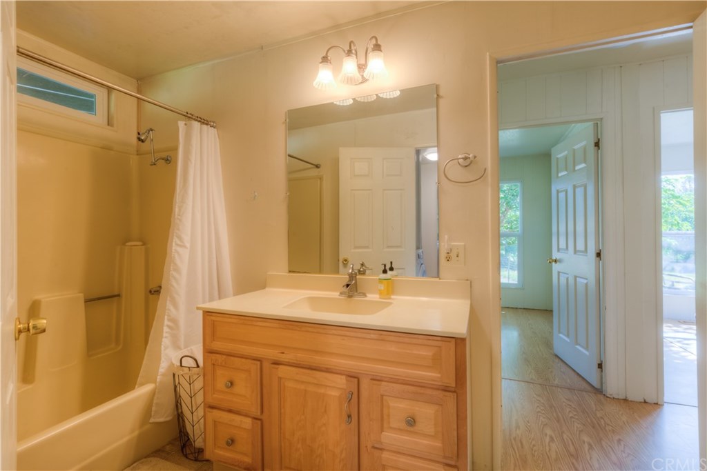 195 Windfall Way Oroville, CA 95966 - Photo 14 of 35