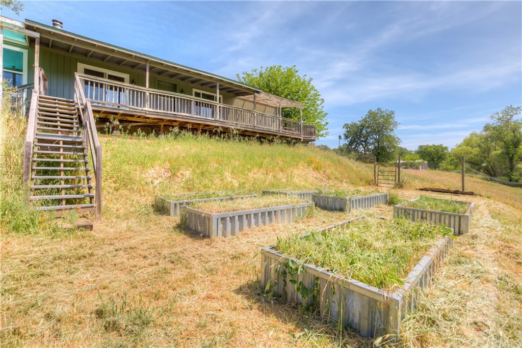 195 Windfall Way Oroville, CA 95966 - Photo 17 of 35