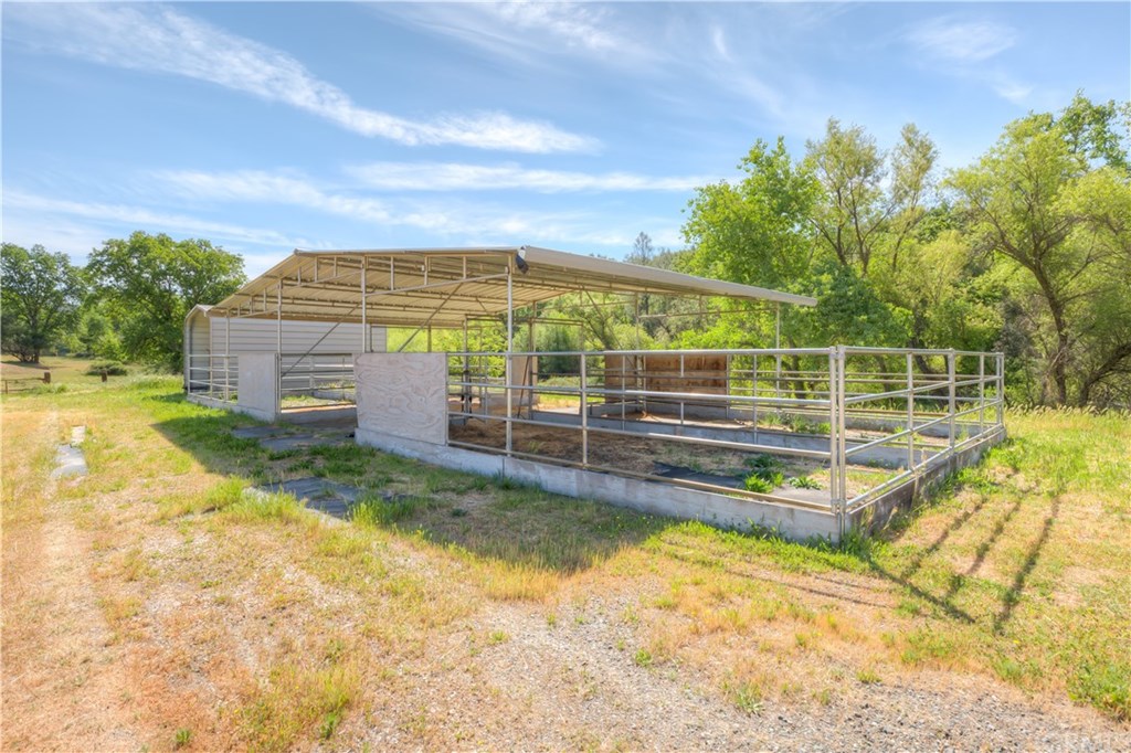195 Windfall Way Oroville, CA 95966 - Photo 23 of 35