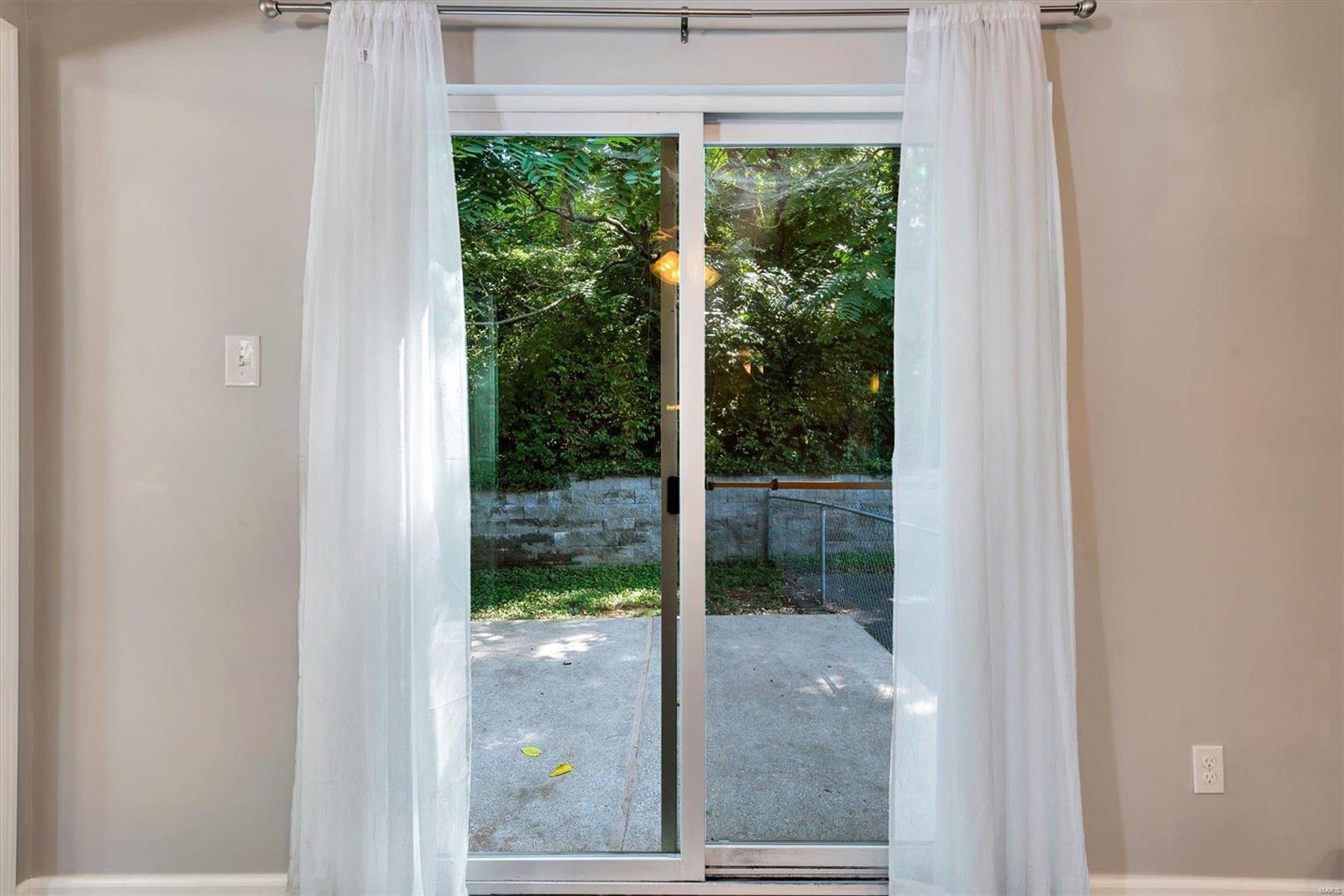 1240 Deer Ridge Drive Ferguson, MO 63135 - Photo 29 of 35