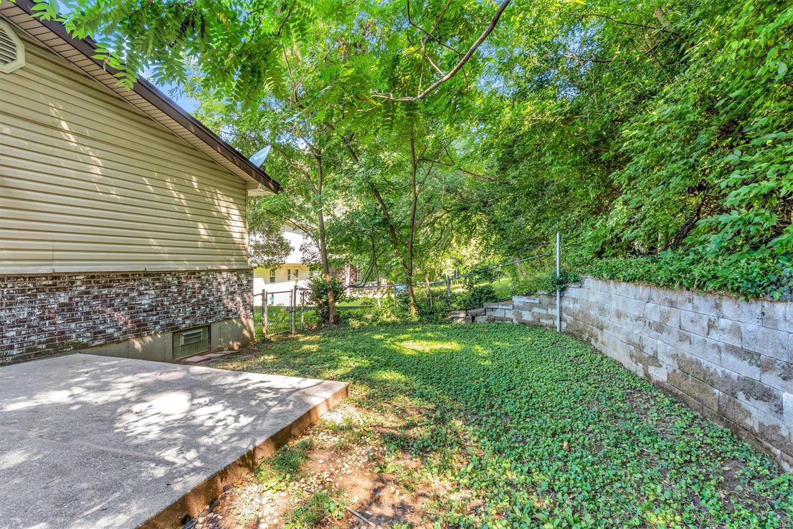 1240 Deer Ridge Drive Ferguson, MO 63135 - Photo 35 of 35