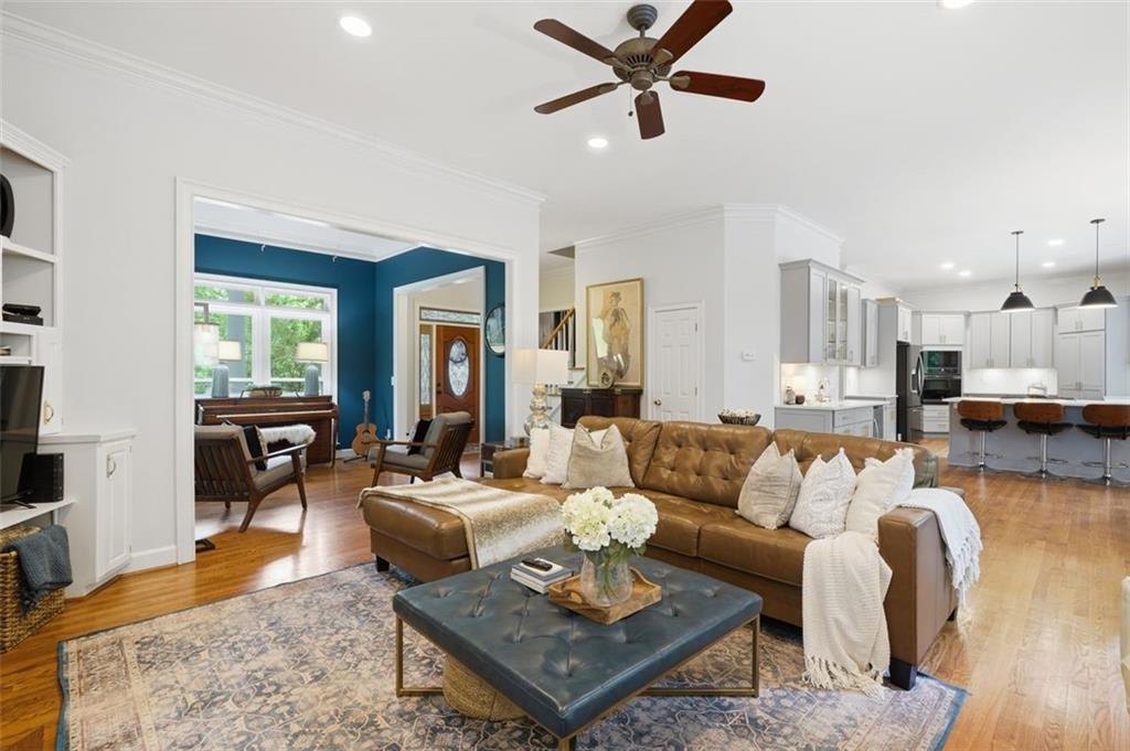 2936 Summitop Road Marietta, GA 30066 - Photo 11 of 50