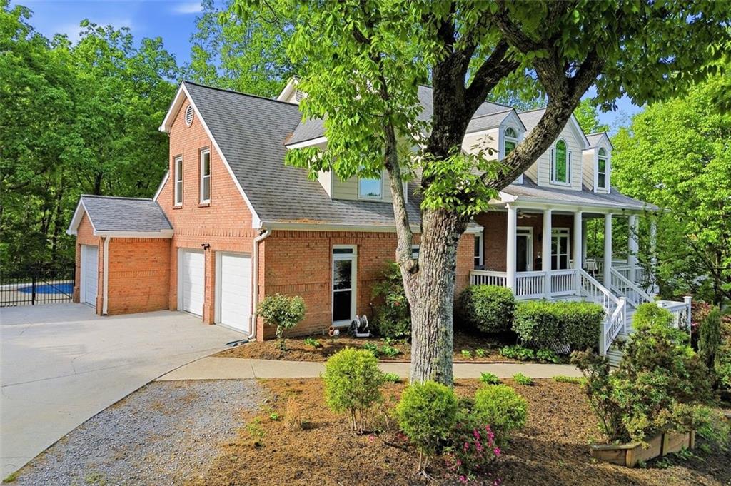 2936 Summitop Road Marietta, GA 30066 - Photo 2 of 50
