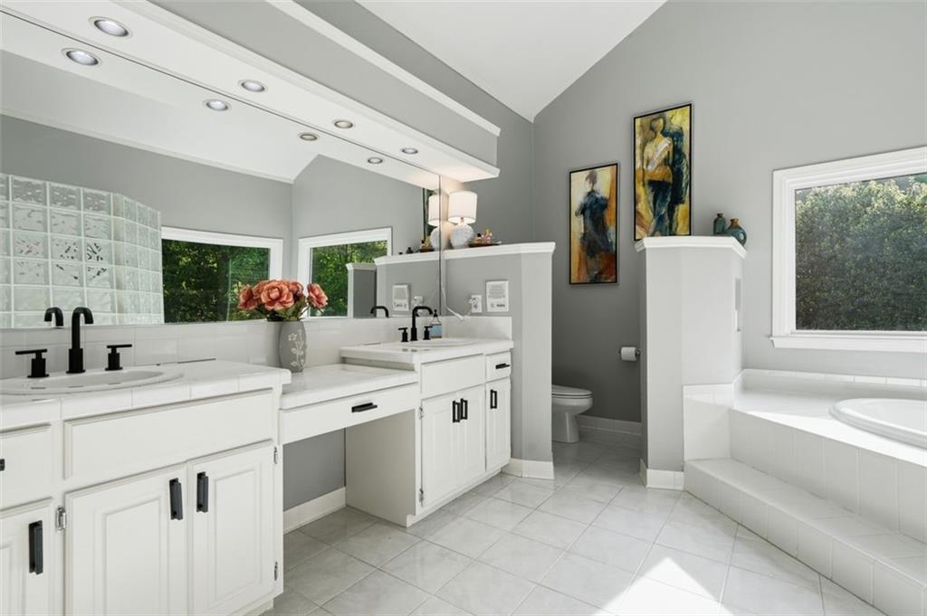 2936 Summitop Road Marietta, GA 30066 - Photo 25 of 50