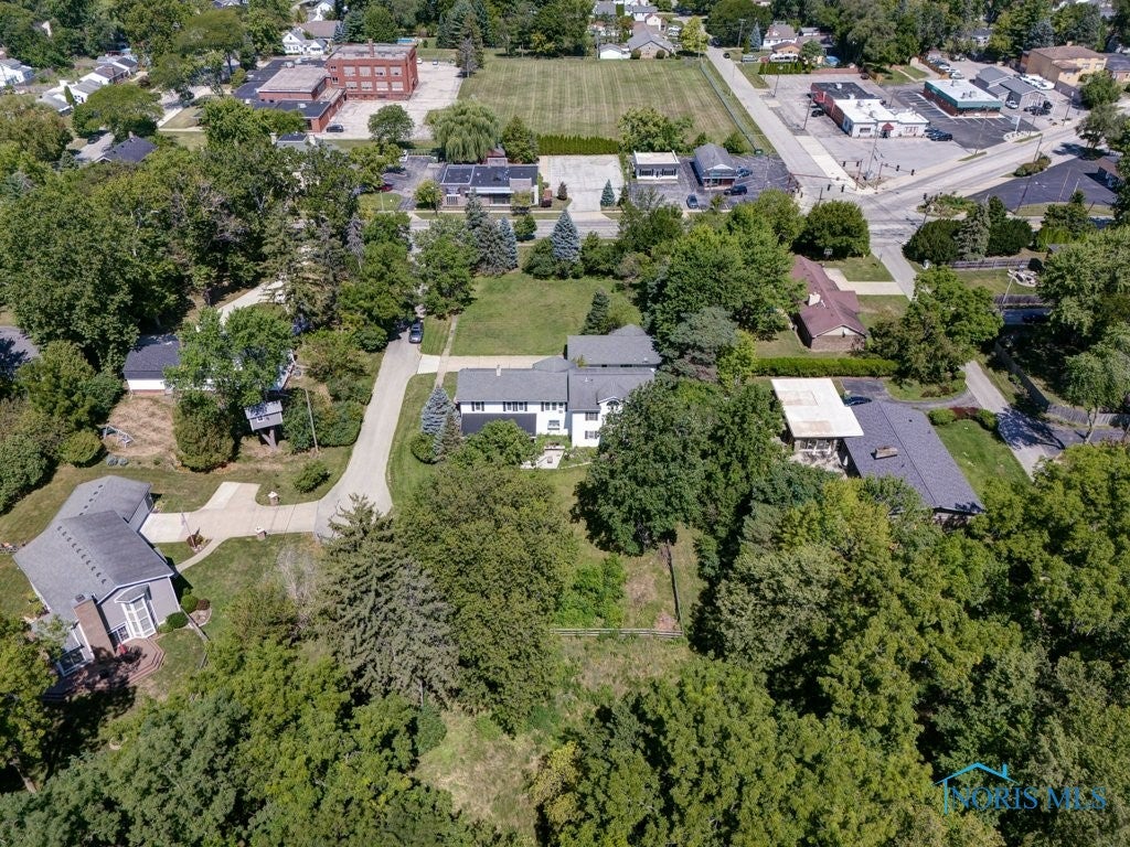 2222 River Road Maumee, OH 43537 - Photo 2 of 16 Gallery Image 2