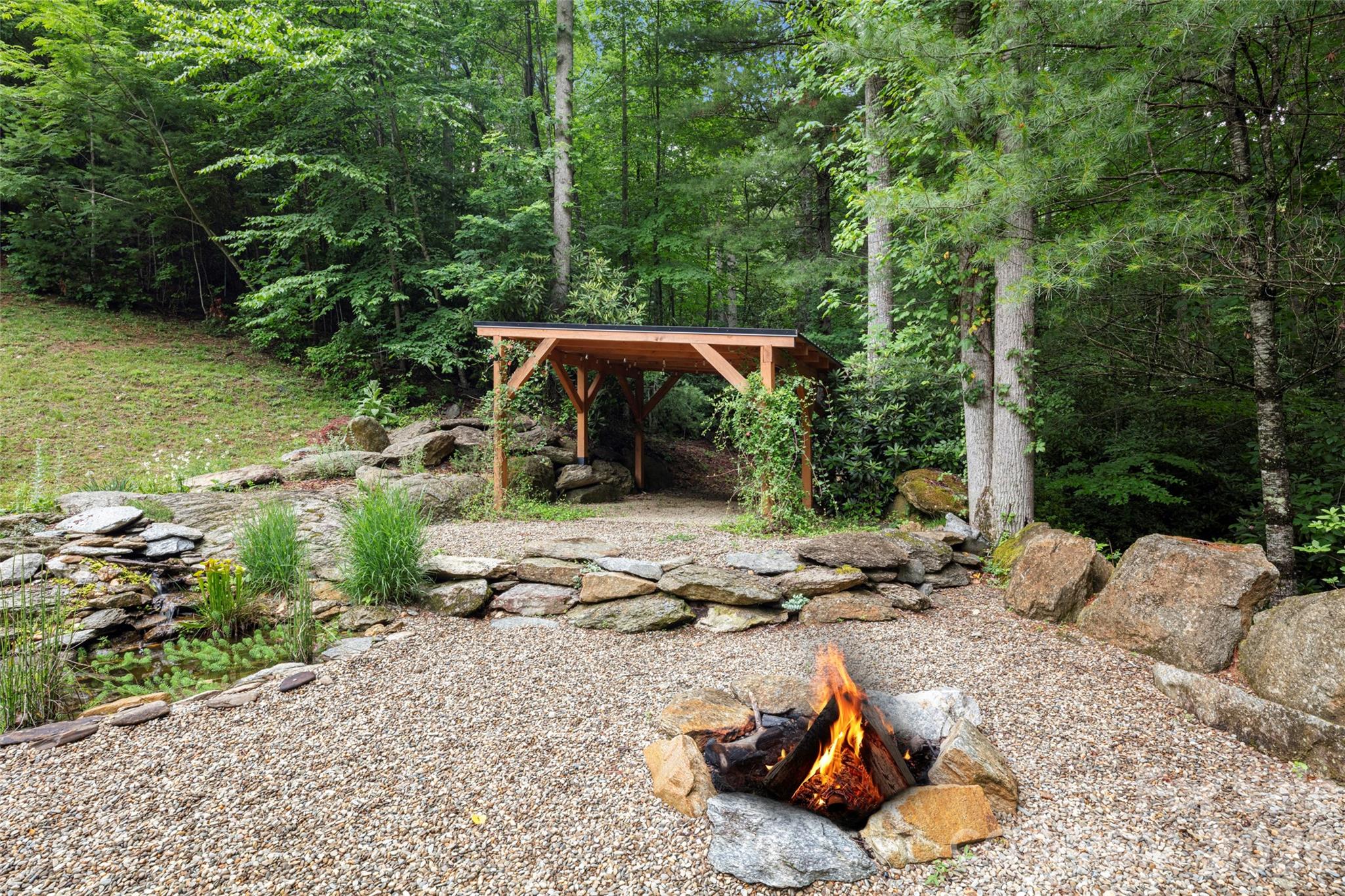 2000 Davis Mountain Road Hendersonville, NC 28739 - Photo 38 of 41