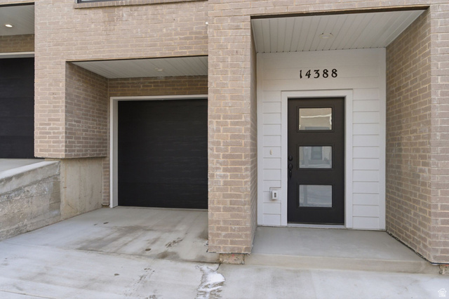 14388 South Champ Cove Draper, UT 84020 - Photo 3 of 38
