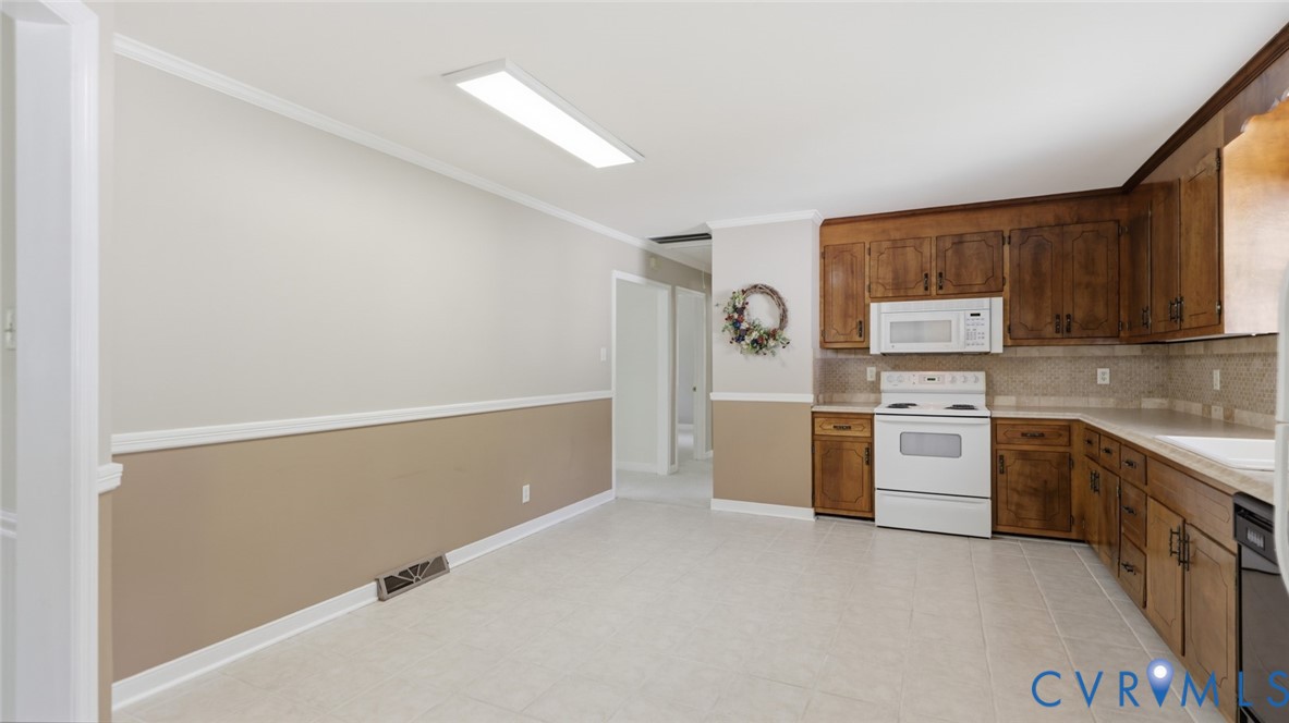 1611 Otterdale Road Midlothian, VA 23114 - Photo 13 of 52