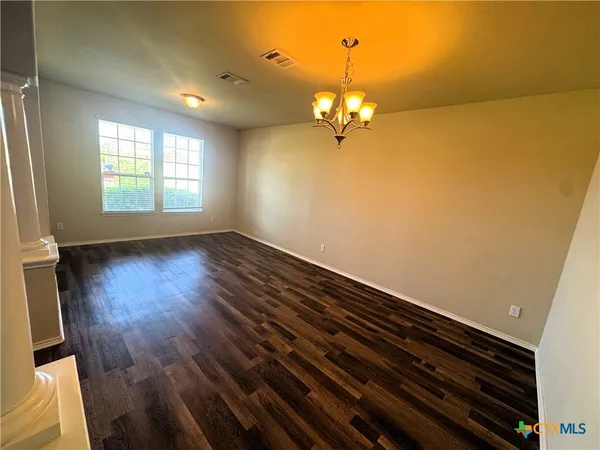 $340,000 | 1425 Starlight Drive, Temple, TX 76502
