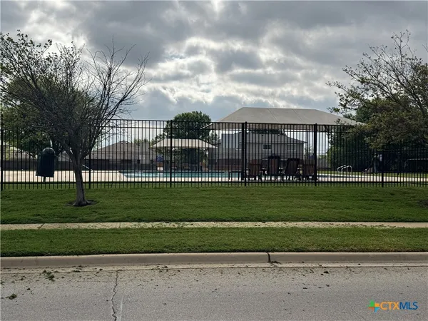 $340,000 | 1425 Starlight Drive, Temple, TX 76502