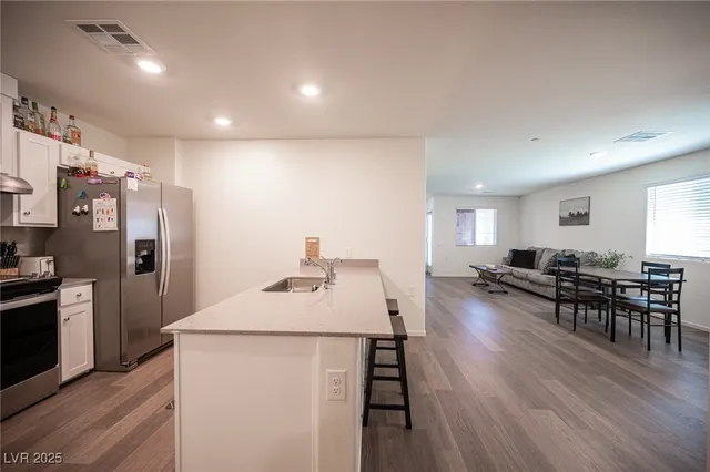 $375,000 | 7890 Aurora Sky Street, Unit 1, North Las Vegas, NV 89084