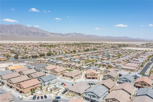 $375,000 | 7890 Aurora Sky Street, Unit 1, North Las Vegas, NV 89084