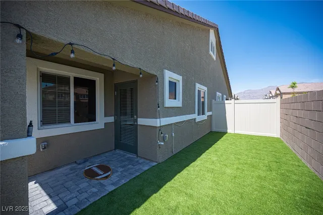 $375,000 | 7890 Aurora Sky Street, Unit 1, North Las Vegas, NV 89084