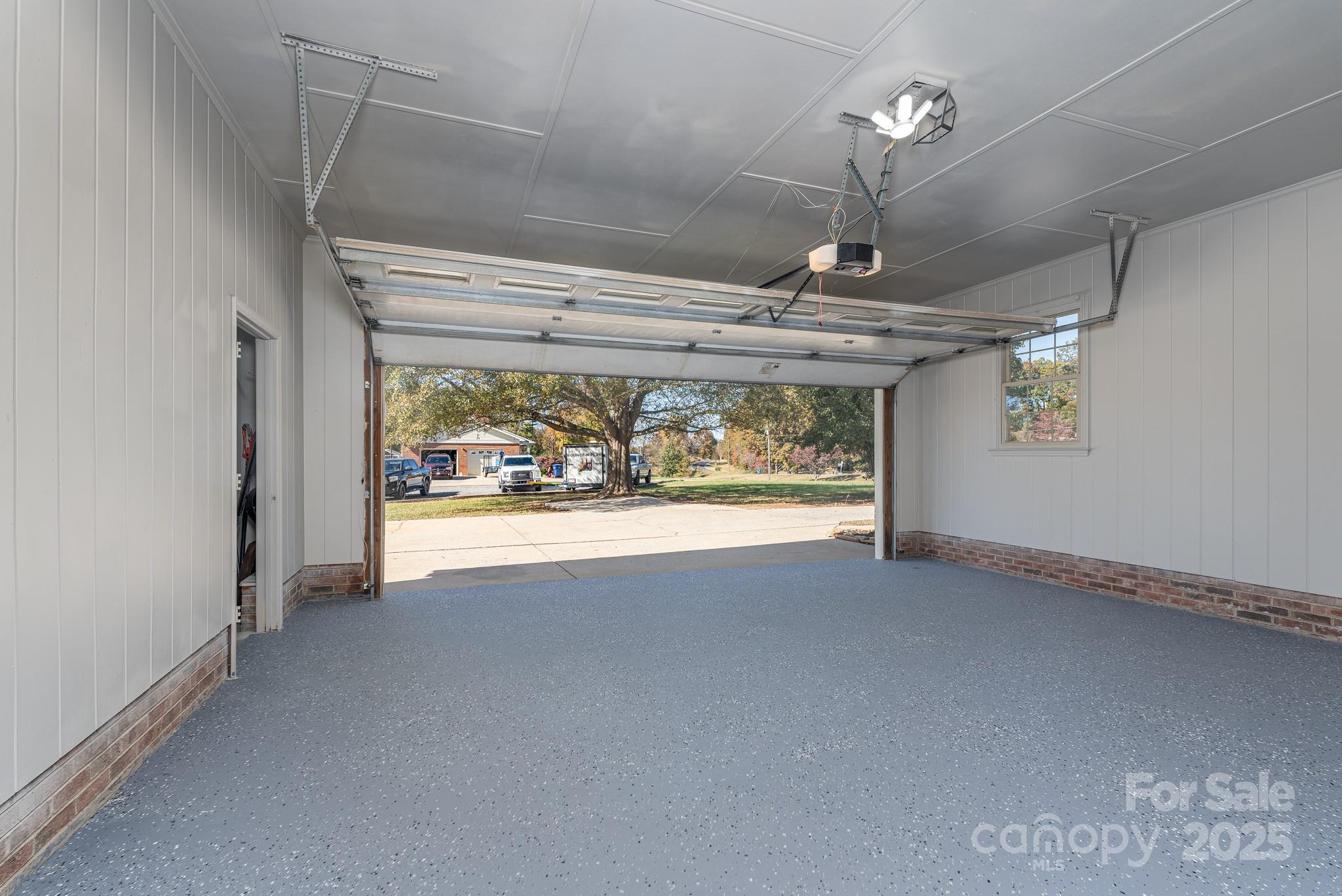 3105 West Zion Church Road Shelby, NC 28150 - Photo 26 of 44 a view of room and window