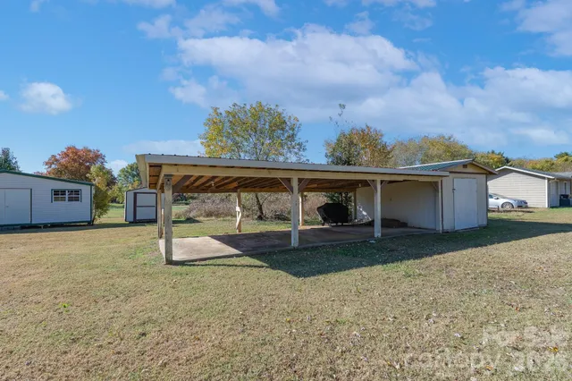 $379,900 | 3105 West Zion Church Road, Shelby, NC 28150