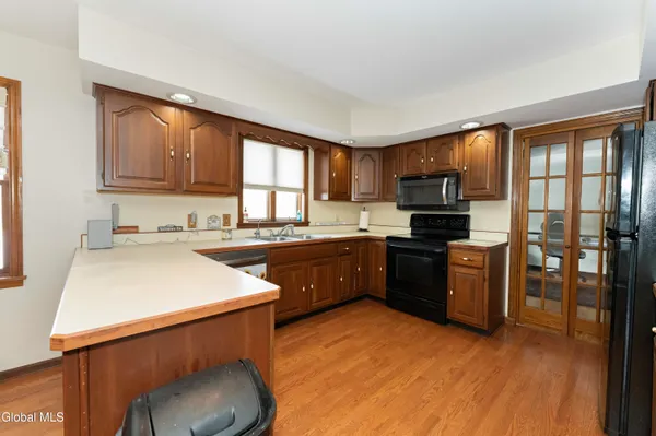 $560,000 | 1000 Stony Point Road, Schodack, NY 12033