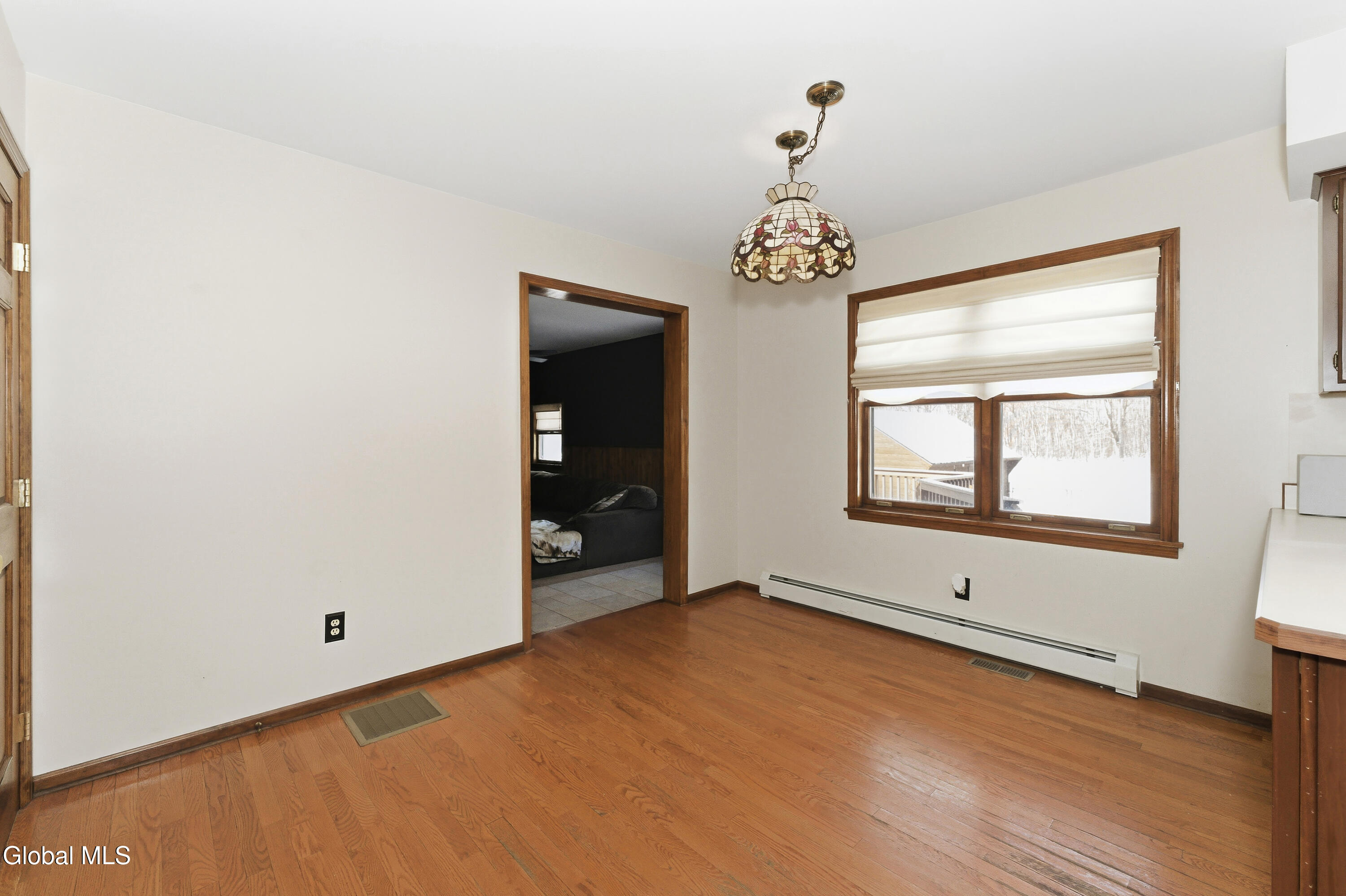 1000 Stony Point Road Schodack, NY 12033 - Photo 15 of 38 4 Kitchen 5