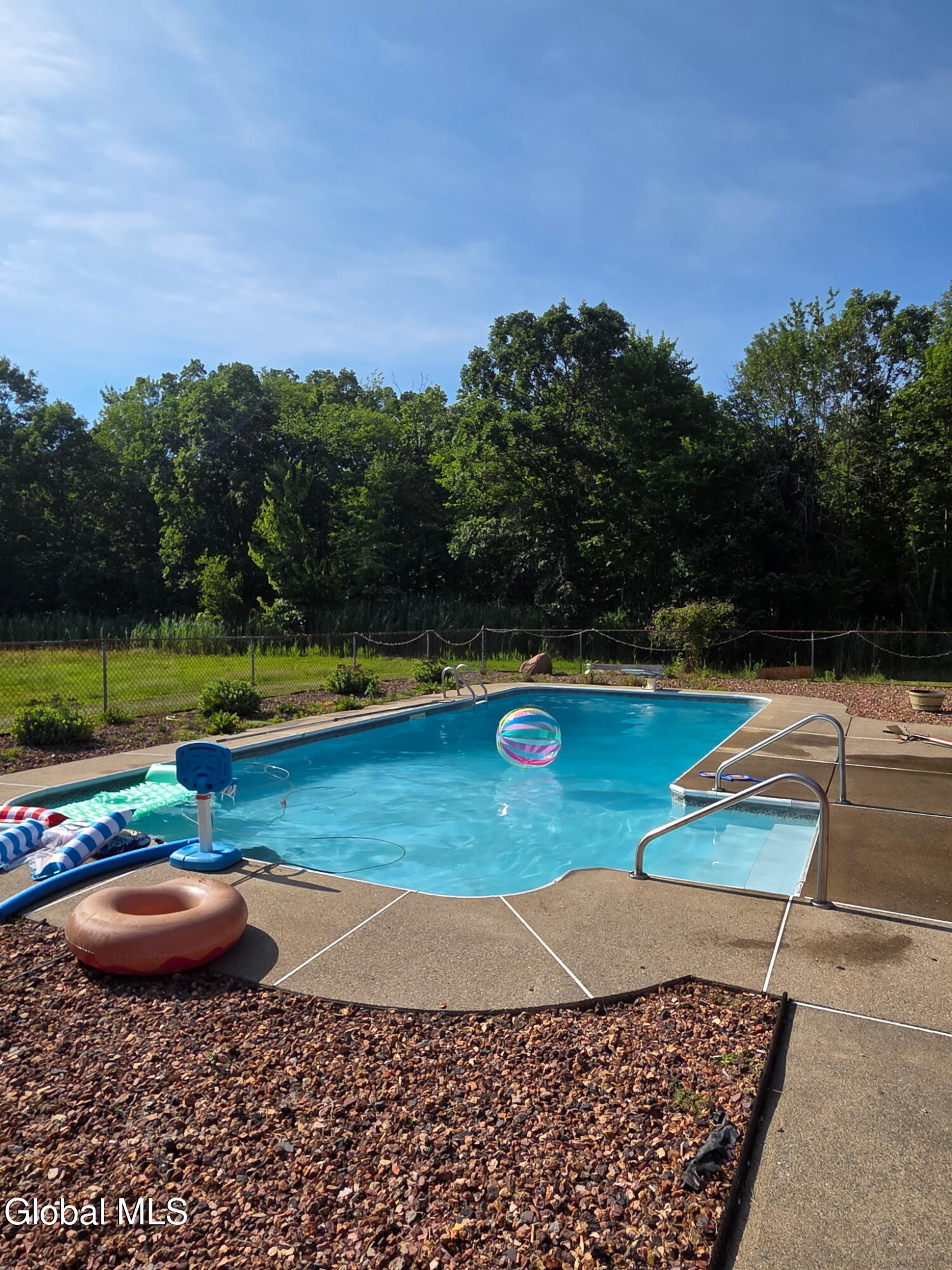1000 Stony Point Road Schodack, NY 12033 - Photo 38 of 40 Inground Pool
