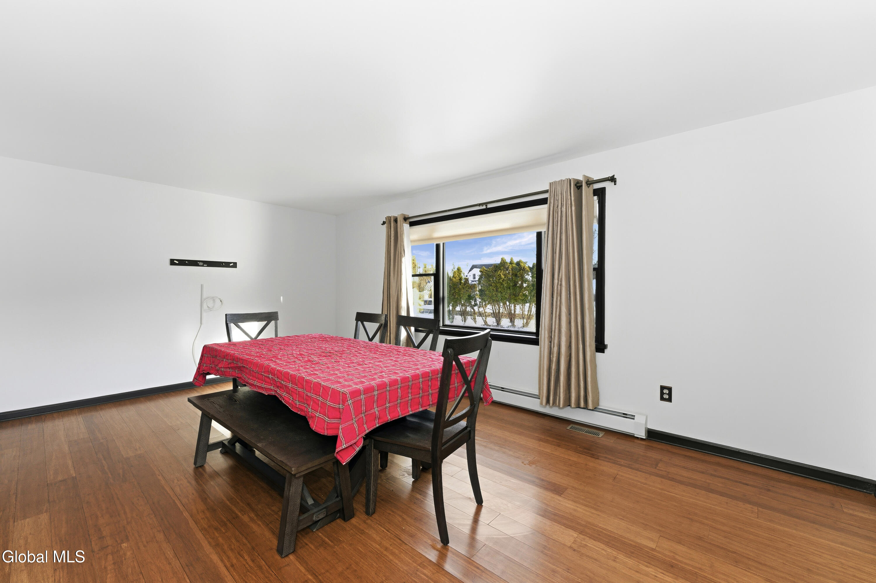 1000 Stony Point Road Schodack, NY 12033 - Photo 6 of 38 2 Diningroom 2