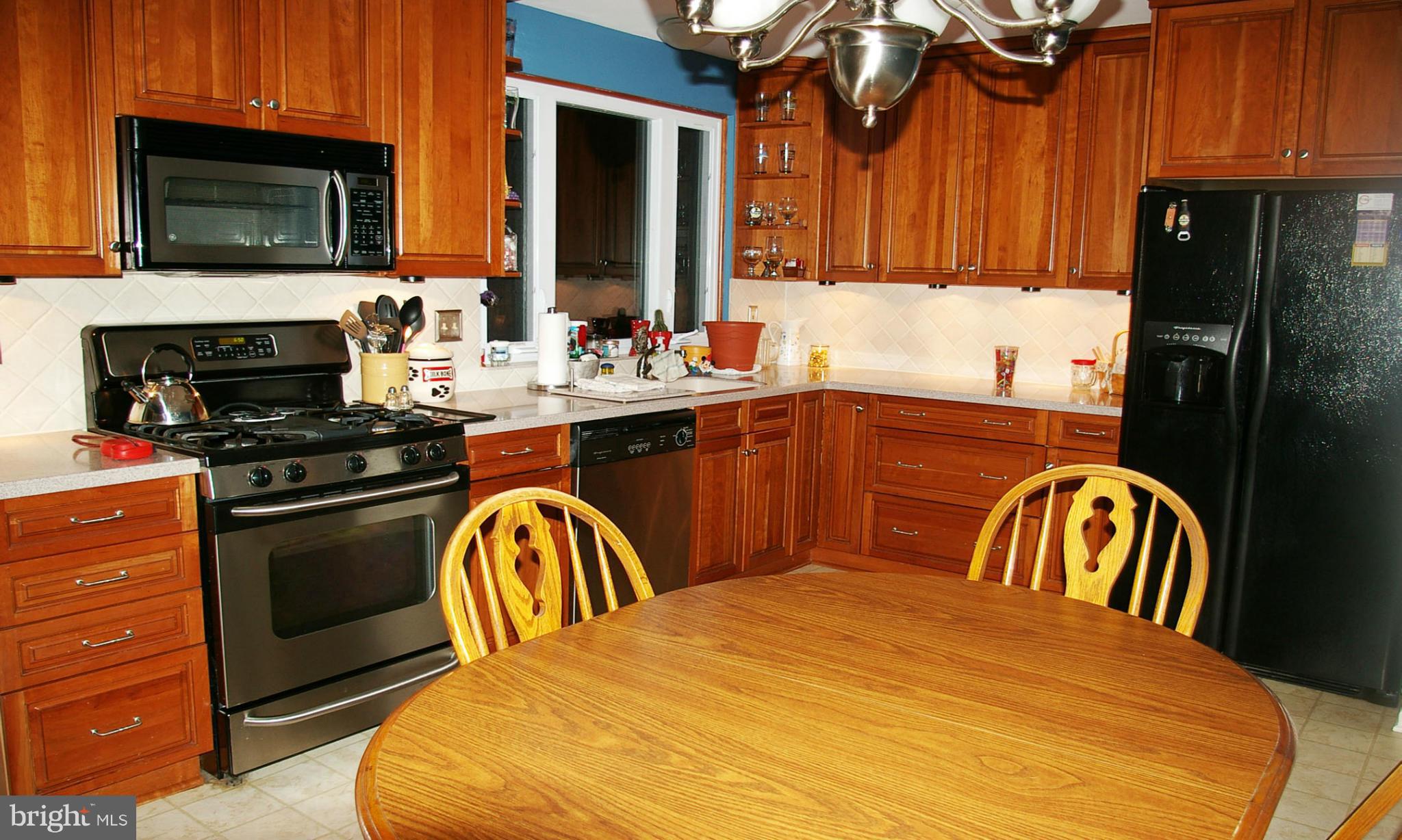 4304 Silver Spring Road Perry Hall, MD 21236 - Photo 5 of 17 Kitchen Cherry Cabinets