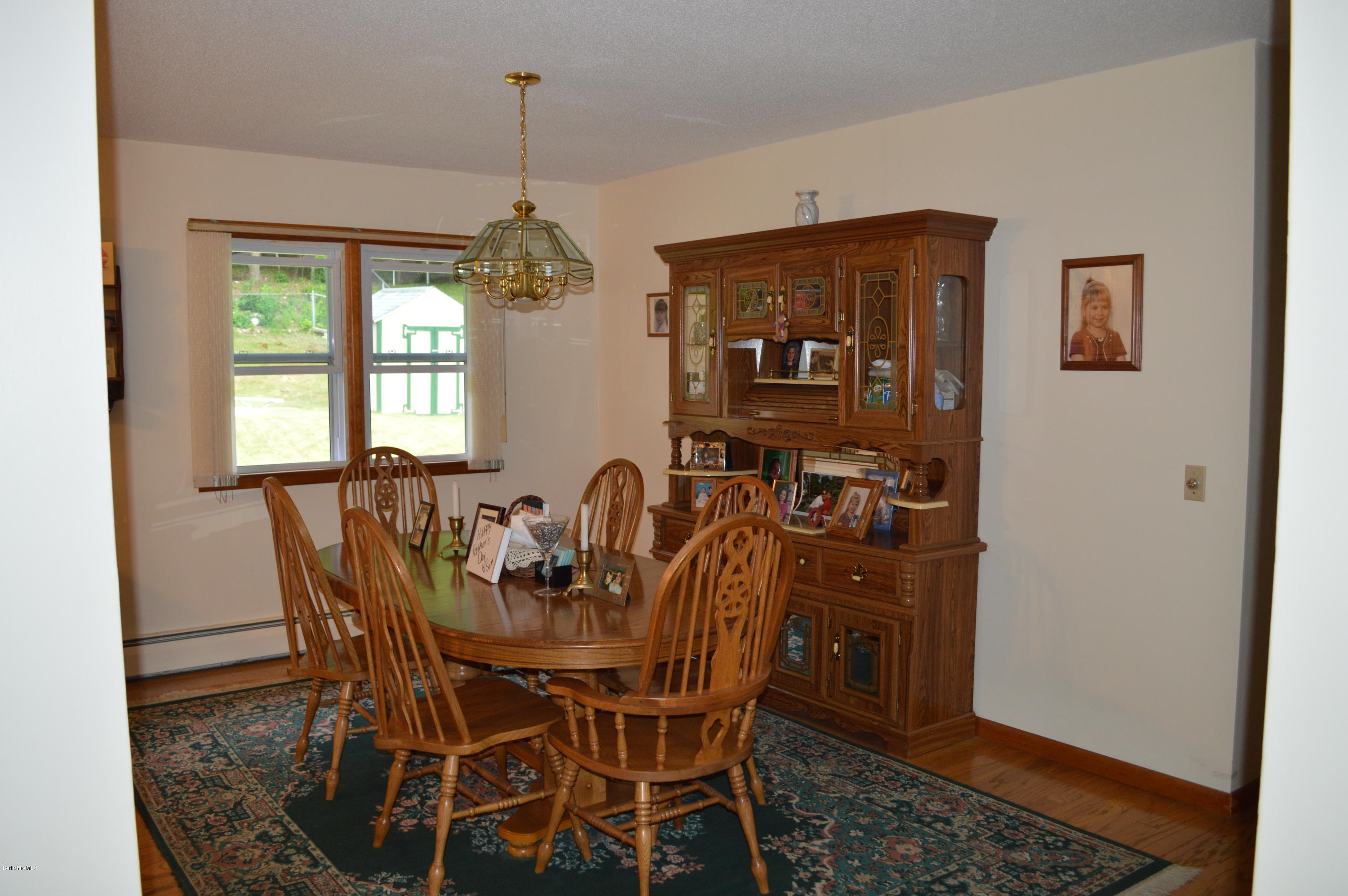 746 Pecks Road Pittsfield, MA 01201 - Photo 5 of 10 DSC_0532