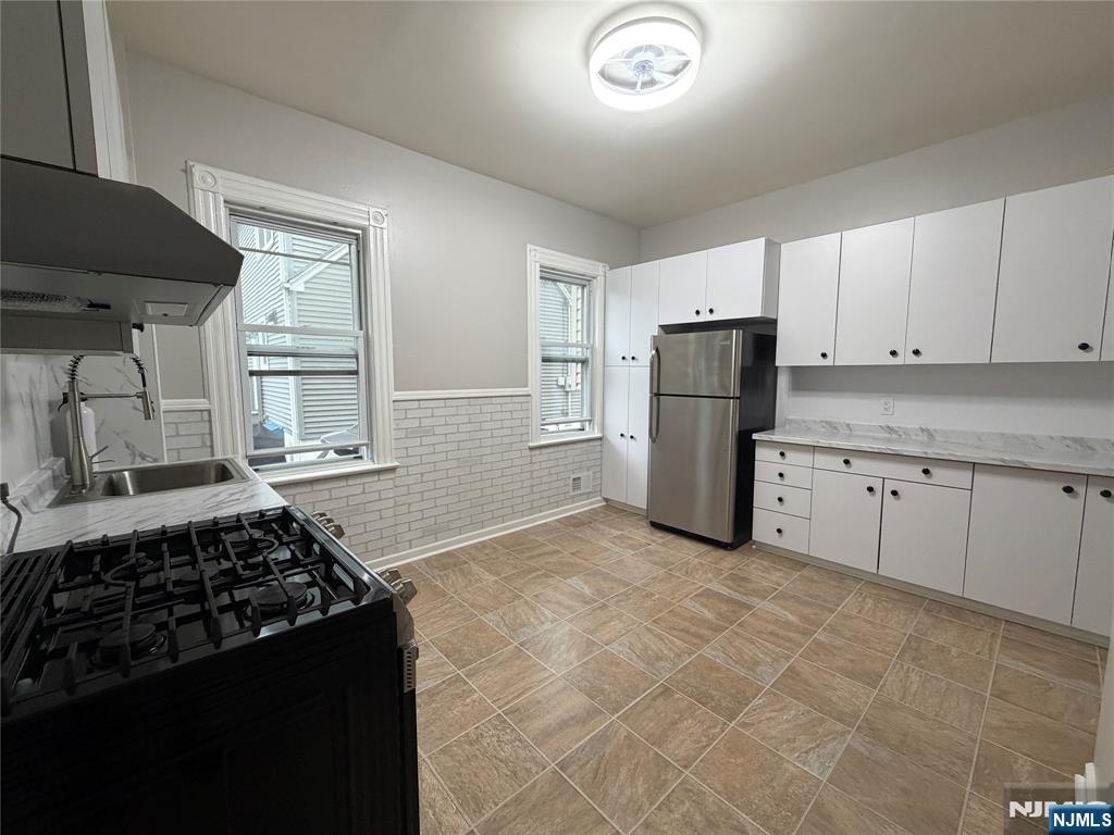 85 High Street East Rutherford, NJ 07073 - Photo 10 of 31 Gallery Image 10