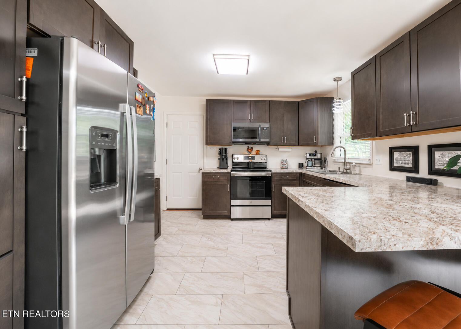 5716 Melstone Road Knoxville, TN 37912 - Photo 12 of 31 11