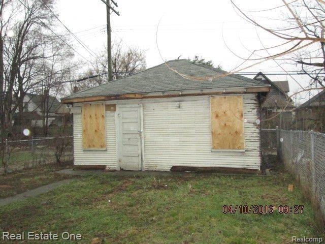 5425 Springwells Street Detroit, MI 48210 - Photo 4 of 7 Garage.JPG