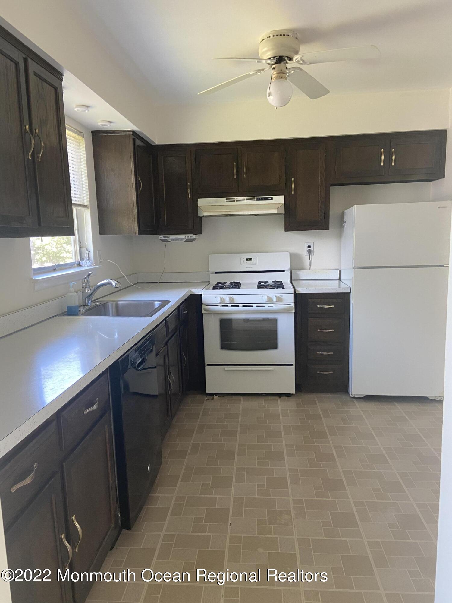 7 Keats Road Brick, NJ 08724 - Photo 14 of 24 58C47150-7A37-44A6-8307-D24FF9E9F17F