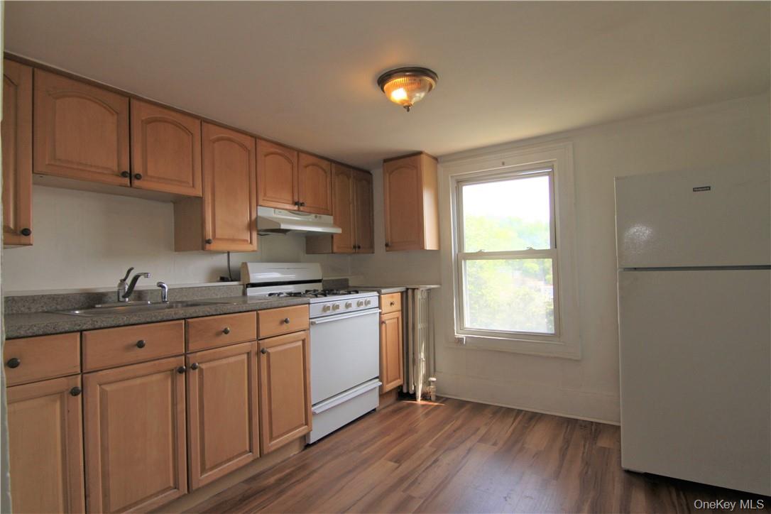 119 High Street, Unit 3 Peekskill, NY 10566 - Photo 7 of 17