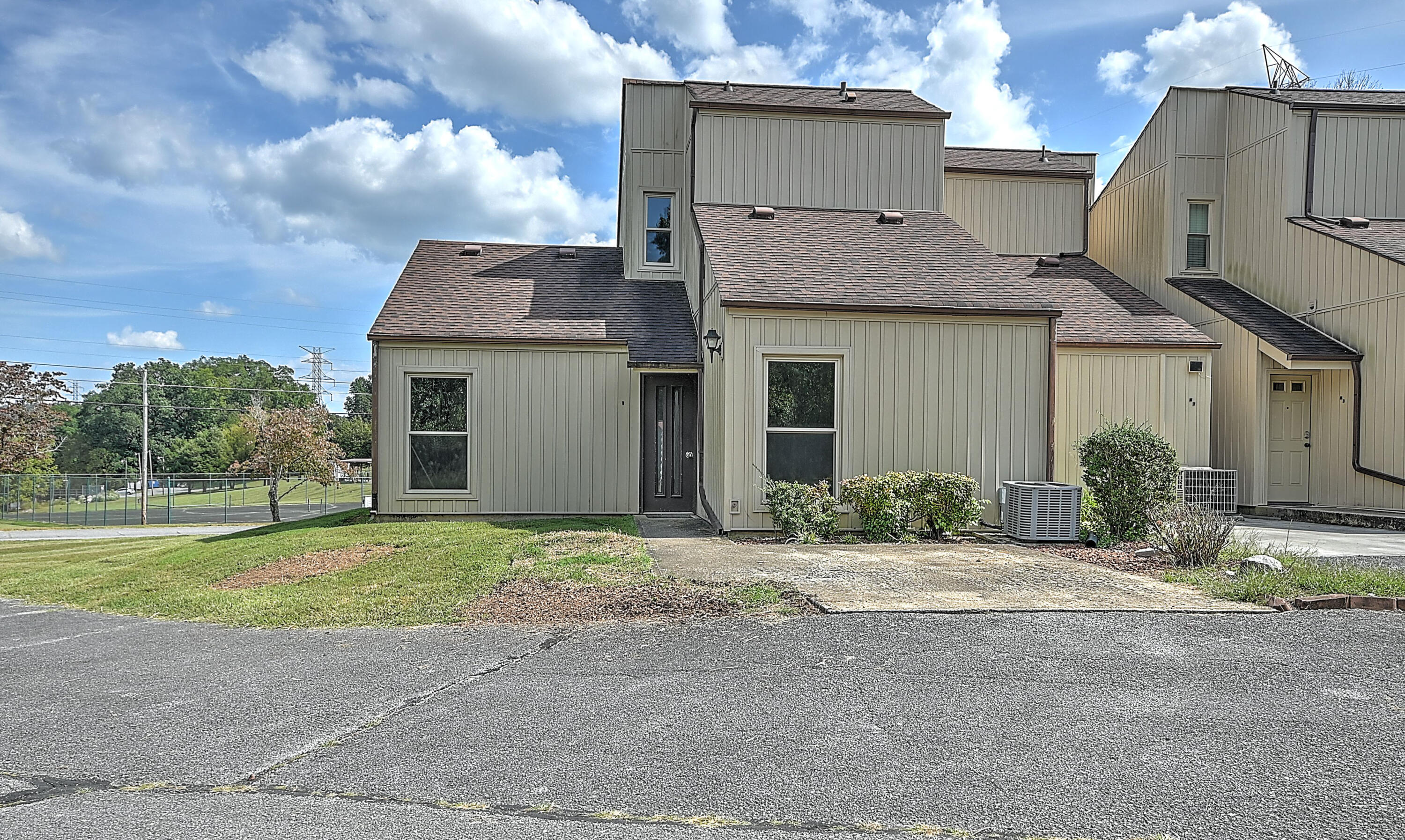 780 Hamilton Road, Unit M1 Blountville, TN 37617 - Photo 2 of 27 Hamilton_-2