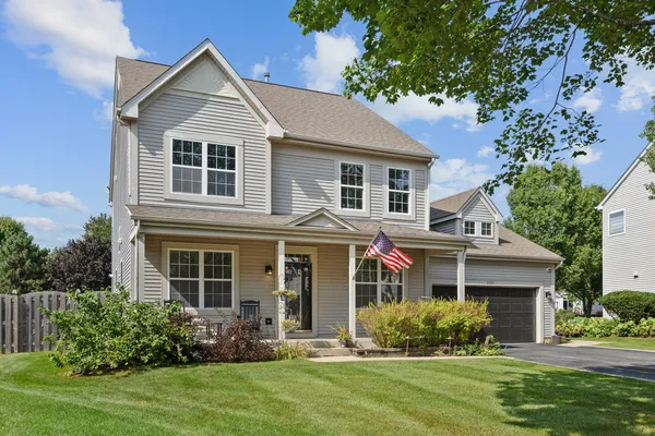 $570,000 | 2597 Barnhart Street, West Chicago, IL 60185